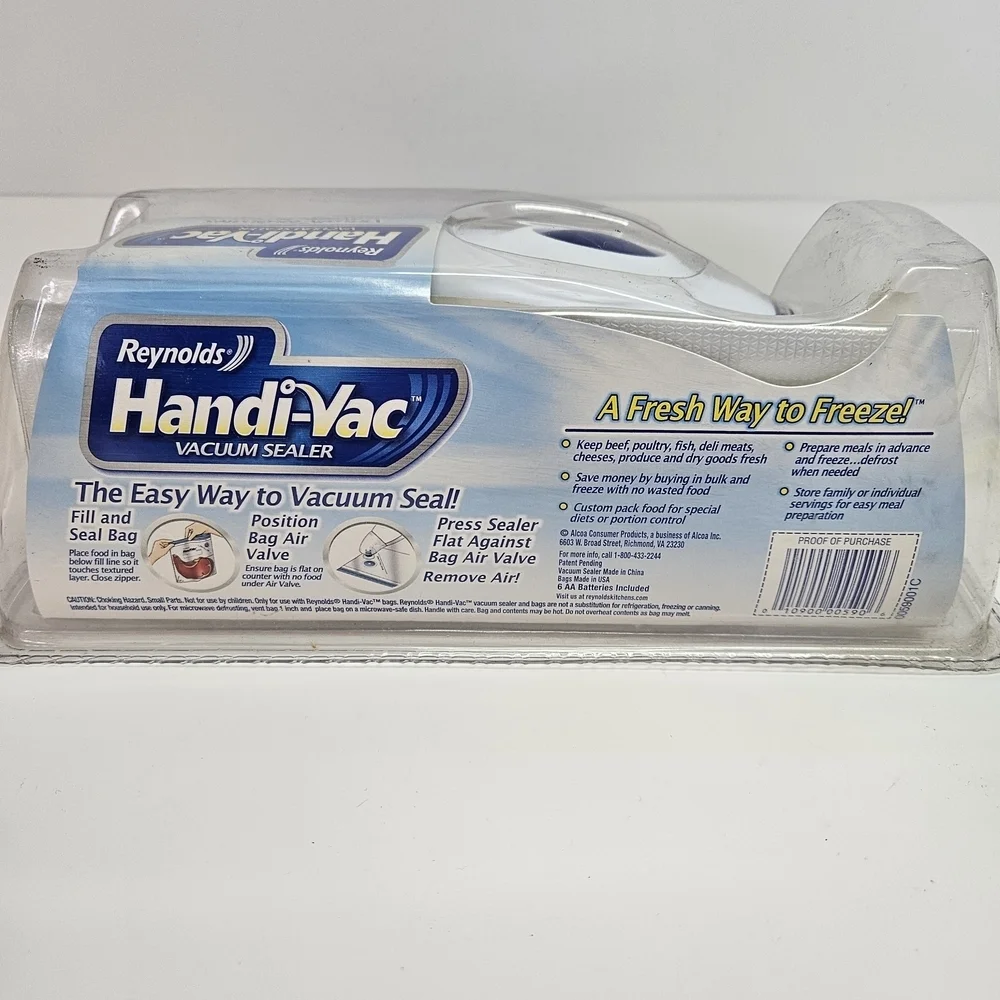 NEW Reynolds Handi-Vac Vacuum Sealer Starter Kit Set Includes Freezer Bags
